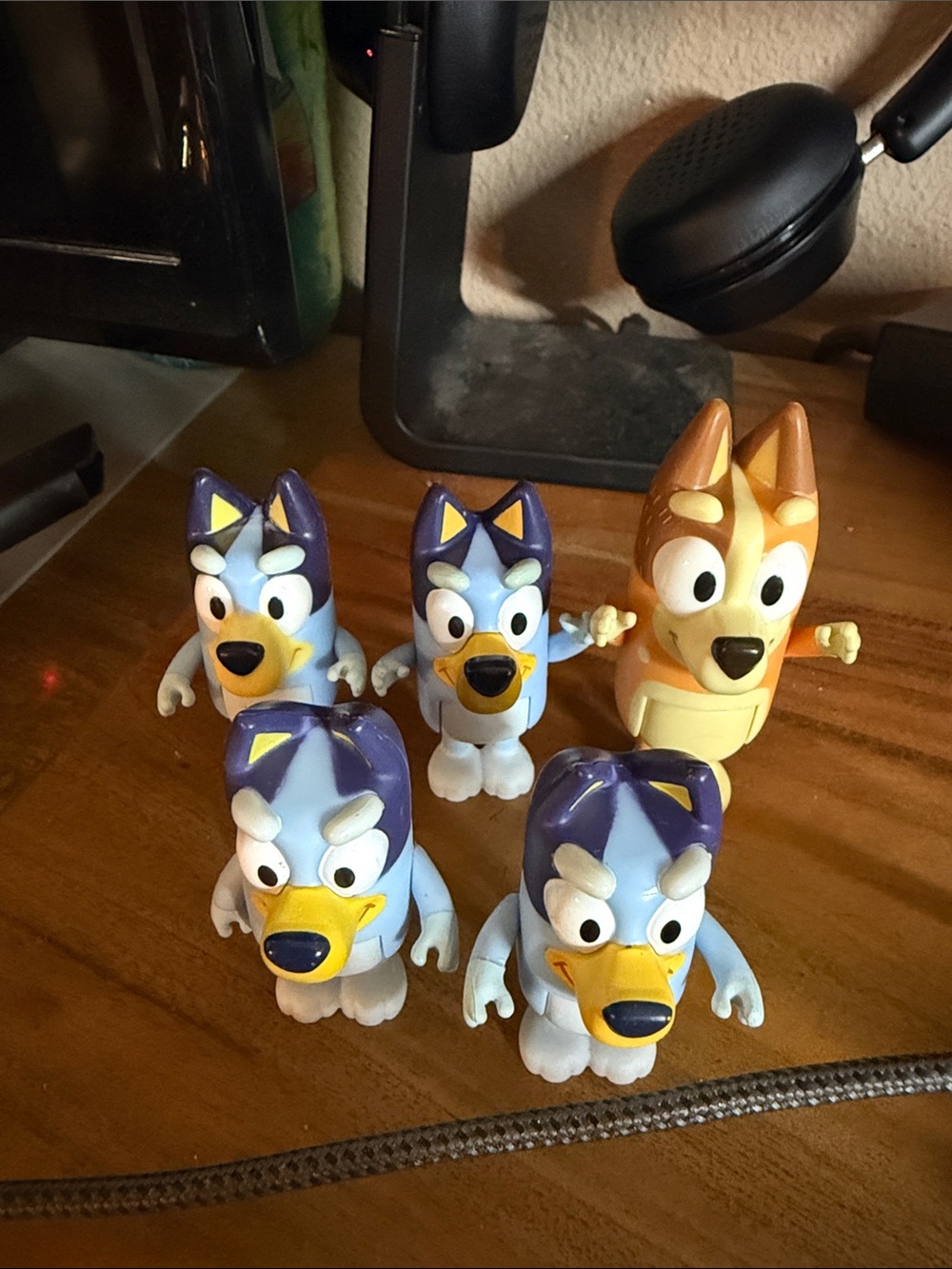 Bluey Character Toy Pack - Blueyand chilli Play Figures